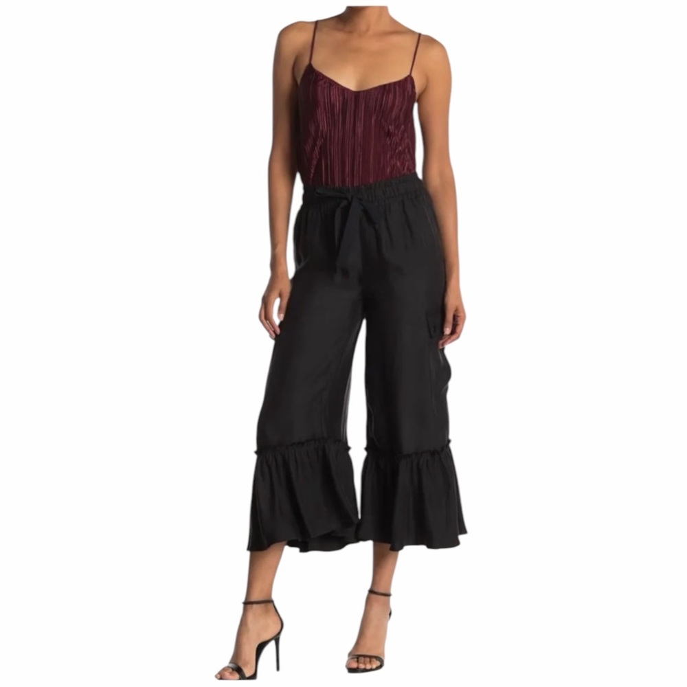 Cinq a Sept Prisilla Ruffle Hem Cargo Pants in Black Small *Missing Bow at Waist